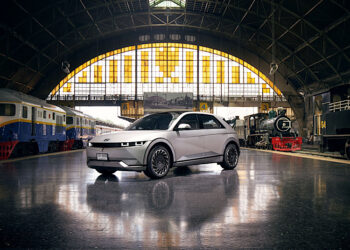 ฮุนไดเสริมศักยภาพเครือข่ายผู้จำหน่าย เปิดเกมรุกตลาด EV เต็มสูบ  สัมผัส IONIQ พรีเมียม EV เรือธง ได้ที่โชว์รูมทั่วประเทศ