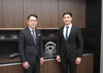 มาสด้าขยายเครือข่ายผู้จำหน่ายต่อเนื่อง จับมือกลุ่มอารีมิตรเปิดโชว์รูมแห่งใหม่ ครอบคลุม 3 จังหวัด สร้างความแข็งแกร่งด้านเศรษฐกิจในภาคอีสาน