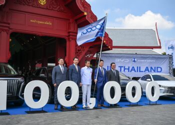 บีวายดี ส่งมอบรถยนต์พลังงานใหม่เป็นคันที่ 100,000 ของประเทศไทย พร้อมมอบรางวัล BYD KUNLUN AWARD ให้ดีลเลอร์และเซลส์ ที่มีผลงานยอดเยี่ยม