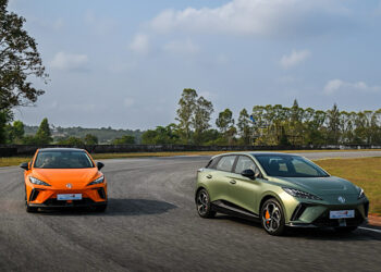 เอ็มจี ขึ้นแท่นผู้นำยอดจดทะเบียนรถอีวี 4 เดือนติด รวมยอดสะสมกว่า 14,741 คัน ย้ำ EV LIFETIME WARRANTY กับการบริการคือหัวใจของรถ EV