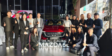 กระแสตอบรับรถไฟฟ้า Mazda6e ลูกค้าหลั่งไหลร่วมงานสุดคึกคัก โรดโชว์ 8 จังหวัด เก็บยอดจองเพิ่มอีกกว่า 1,000 คัน รวมทะลุ 4,000 คัน