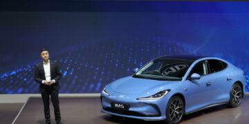 เอ็มจี เผยโฉม NEW MG IM5 และ NEW MG ETERRON 9 ครั้งแรกในประเทศไทย พร้อมข้อเสนอพิเศษครบทุกรุ่น ในงานMotor Expo 2025