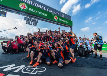 โค้ง 12 ระอุ! “โมโตจีพี ไทยแลนด์” ดวลสปรินต์สุดเดือด “อคอสต้า” บด “มาร์เกซ” ปลดล็อคคว้าชัยประเดิมฤดูกาลใหม่