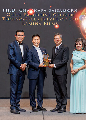 CEO “ลามิน่า” คว้ารางวัลสุดยอดผู้นำ