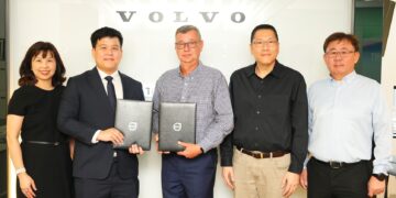วอลโว่ คาร์ ประเทศไทย และ บริษัท ลิคก้าบิล ร่วมลงนามก่อสร้างโชว์รูมแห่งใหม่ในจังหวัดอุบลราชธานี ขยายเครือข่ายการให้บริการสู่ภาคอีสานตอนล่าง รองรับการเติบโตอย่างยั่งยืน