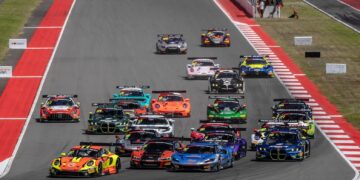 “เต๊อะ วุฒิกร” & ทีมเมท สู้สุดกำลังยกระดับผลงาน ศึก GT World Challenge Asia สนามมันดาลิกา
