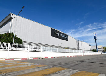 พาชมคลังอะไหล่มาสด้าใหญ่สุดในอาเซียน ส่งด่วนภายใน 24 ชั่วโมง รองรับรถไฟฟ้า Mazda6e สำรองอะไหล่ครบ 100% ทุกชิ้นส่วน สร้างความอุ่นใจให้ลูกค้า