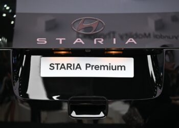 ฮุนได ปรับยุทธศาสตร์ เปลี่ยนฐานนำเข้า STARIA Diesel เป็น “มาเลเซีย” ลุยเขย่าตลาดเอ็มพีวี 11 ที่นั่ง ปรับราคาให้เป็นเจ้าของง่ายขึ้น