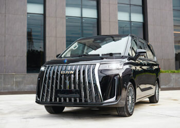 NEX เสริมทัพ EV เปิดตัว BAW M8 Flagship เจาะตลาดครอบครัวและองค์กรยุคใหม่