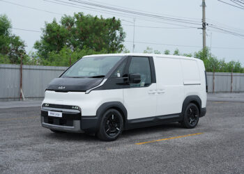 เกีย ประเทศไทย เปิดตัว The Kia PV5 Cargo ก้าวสำคัญครั้งใหม่ของยานยนต์ไฟฟ้า พร้อมตอบโจทย์การดำเนินธุรกิจของลูกค้ากลุ่มฟลีทและลูกค้าเชิงพาณิชย์ในประเทศไทย