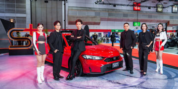 ฮอนด้า ยกทัพ e:HEV และ EV จัดเต็มในงาน BIG MOTOR SALE 2026 ตั้งแต่ 21 – 30 ส.ค. 2569 นำโดย Honda City ใหม่ และ Honda Civic e:HEV ใหม่ ที่มาพร้อม Honda S+ Shift พิเศษ! เปิดให้สัมผัสและทดลองขับ Honda Super-ONE รถ EV น้องใหม่สุดจี๊ด เฉพาะในงาน พร้อมข้อเสนอสุดคุ้ม “Honda THE GRAND QUAKE DEAL โปรสนั่น ดีลสะเทือน”