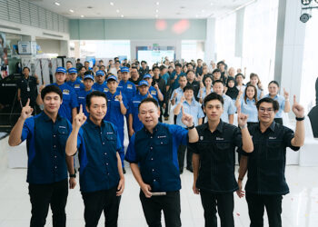 ซูซูกิ จัดตั้งศูนย์ “SUZUKI FLOOD CARE CENTER” ให้คำแนะนำลูกค้ารถยนต์ซูซูกิที่ประสบปัญหาน้ำท่วม โดยทีมช่างผู้ชำนาญการ