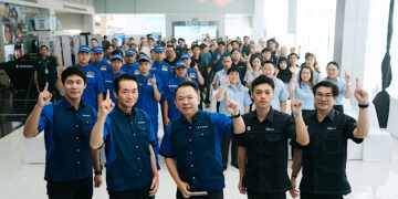 ซูซูกิ จัดตั้งศูนย์ “SUZUKI FLOOD CARE CENTER” ให้คำแนะนำลูกค้ารถยนต์ซูซูกิที่ประสบปัญหาน้ำท่วม โดยทีมช่างผู้ชำนาญการ